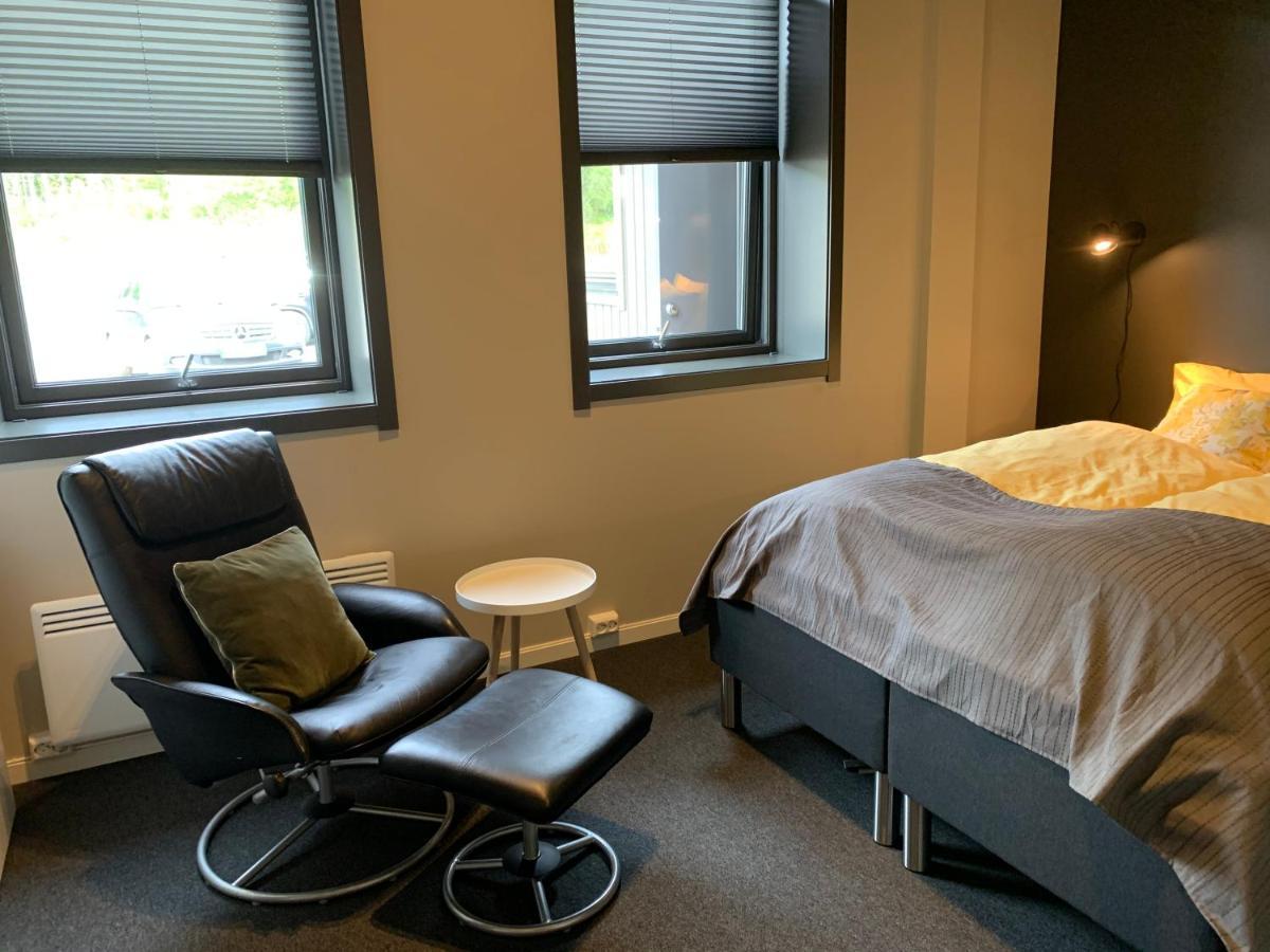 Bedehuset Basecamp Senja Hotel Skaland Kültér fotó